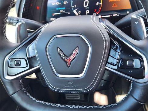 Used 2021 Chevrolet Corvette Stingray Premium Cpe w/ Z51 Performance Package image 26