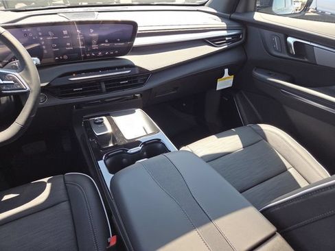 New 2026 Buick Enclave Sport Touring w/ Power Package FWD image 36