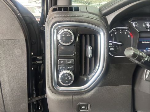 Used 2020 GMC Sierra 1500 SLT image 28