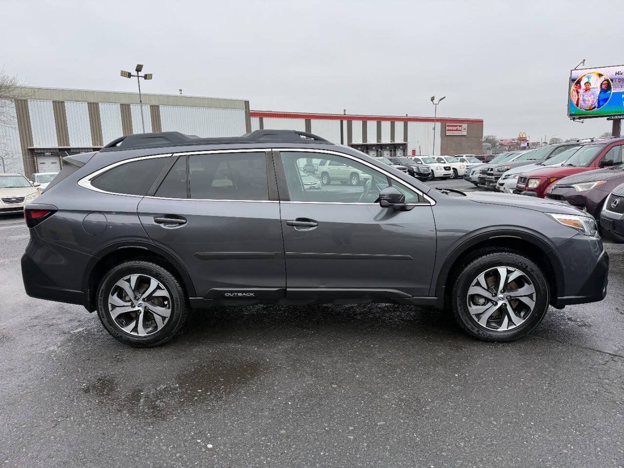 Used 2020 Subaru Outback Limited w/ Popular Package #2 AWD/4WD image 4