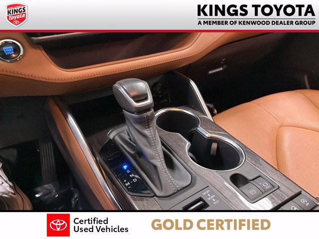 Used 2022 Toyota Highlander Platinum AWD/4WD image 25