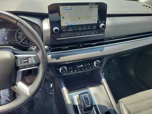 Used 2024 Mitsubishi Outlander SE AWD/4WD image 22