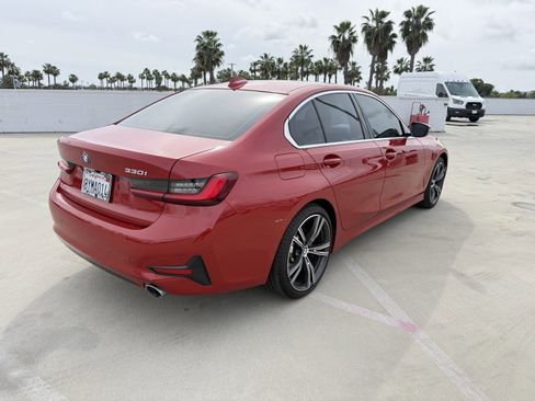 Used 2022 BMW 330i Sedan w/ Convenience Package image 3