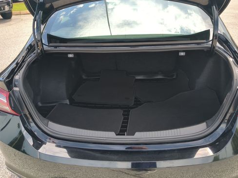 Used 2019 Chevrolet Malibu LT w/ Driver Confidence Package II FWD image 21