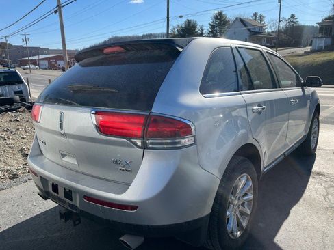 Used 2013 Lincoln MKX image 12