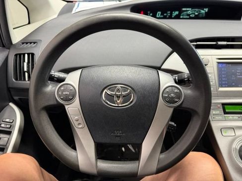 Used 2015 Toyota Prius Two FWD image 32