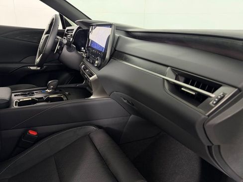 Used 2024 Lexus RX 350 FWD w/ Convenience Package image 33