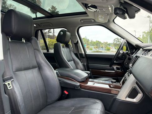 Used 2013 Land Rover Range Rover HSE AWD/4WD image 22
