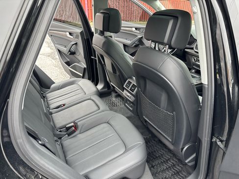 Used 2019 Audi Q5 2.0T Premium Plus w/ Premium Plus Package image 11