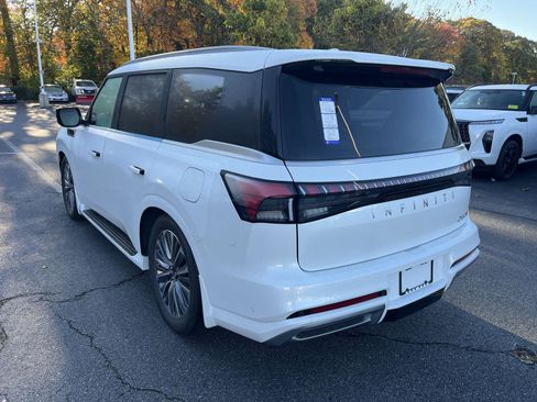 New 2026 INFINITI QX80 Luxe w/ Cargo Package image 5