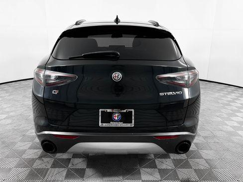 Used 2024 Alfa Romeo Stelvio Ti image 6