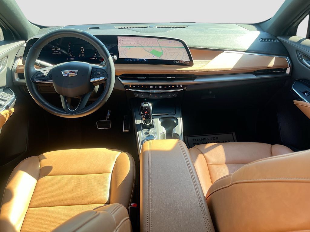 Used 2025 Cadillac XT4 Sport FWD image 23