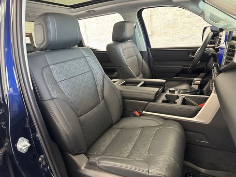 Used 2024 Toyota Tundra Limited AWD/4WD image 49