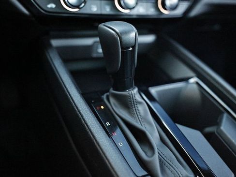 Used 2024 Honda Accord EX-L image 39