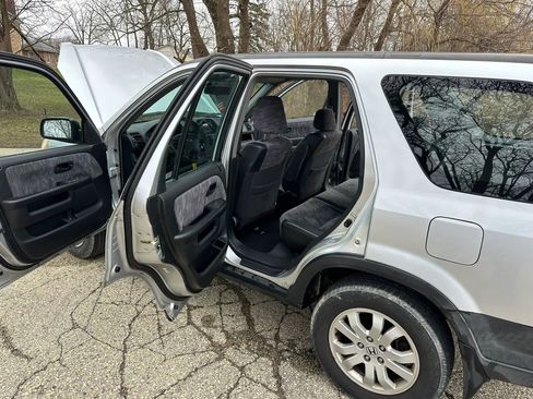 Used 2003 Honda CR-V LX image 11