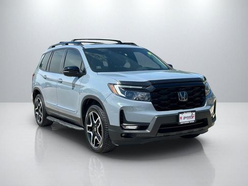 Used 2023 Honda Passport Elite image 3