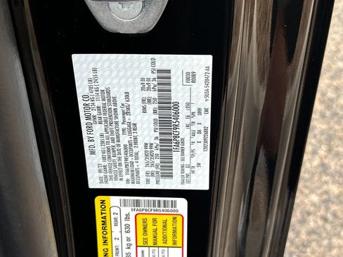 Used 2024 Ford Mustang GT Premium RWD image 40