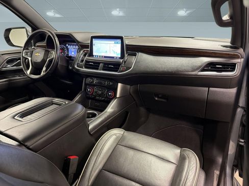 Used 2021 Chevrolet Tahoe Premier w/ Premium Package AWD/4WD image 28