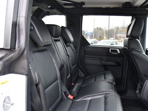 New 2026 Ford Bronco Badlands image 17