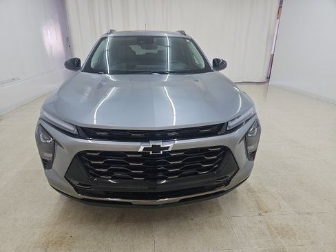 Used 2025 Chevrolet Trax ACTIV w/ Sunroof Package image 13