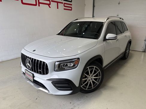 Used 2021 Mercedes-Benz GLB 35 AMG GLB 35 AMG w/ Premium Package image 2