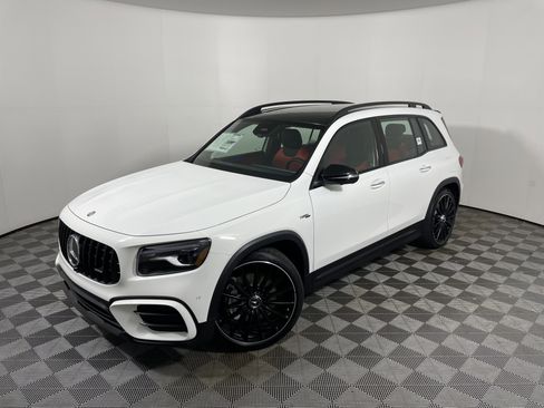 New 2026 Mercedes-Benz GLB 35 AMG 4MATIC image 1