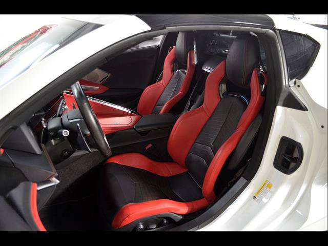 Used 2020 Chevrolet Corvette Stingray Preferred Cpe w/ 2LT Preferred Equipment Group RWD image 11