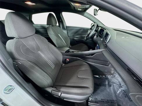 Certified 2026 Hyundai Elantra SEL Sport Premium w/ Cargo Package FWD image 27