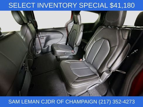 New 2026 Chrysler Pacifica Select w/ S Appearance Package image 22