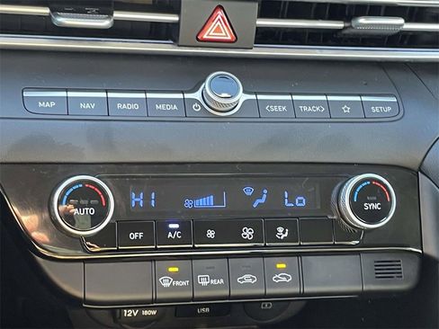 Certified 2024 Hyundai Elantra SEL image 26