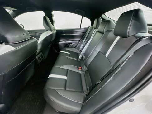 Used 2026 Toyota Camry SE FWD image 26