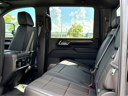 New 2024 Chevrolet Silverado 3500 High Country w/ Technology Package image 19