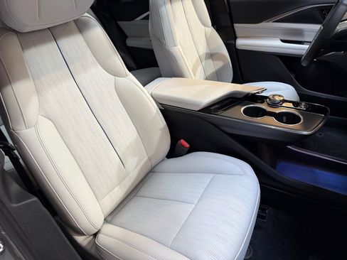 New 2026 Cadillac Lyriq Sport image 51