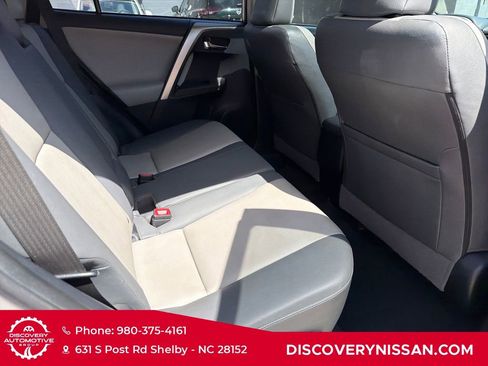 Used 2015 Toyota RAV4 Limited AWD/4WD image 36