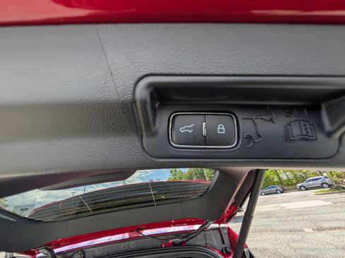 New 2026 Ford Explorer ST-Line image 10