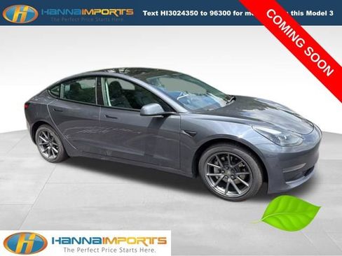 Used 2023 Tesla Model 3 Standard Range RWD image 1