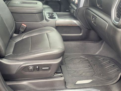 Used 2019 GMC Sierra 1500 SLT w/ SLT Premium Plus Package AWD/4WD image 29