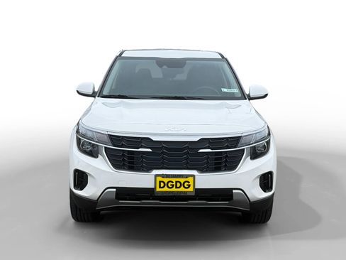 New 2026 Kia Seltos LX image 8