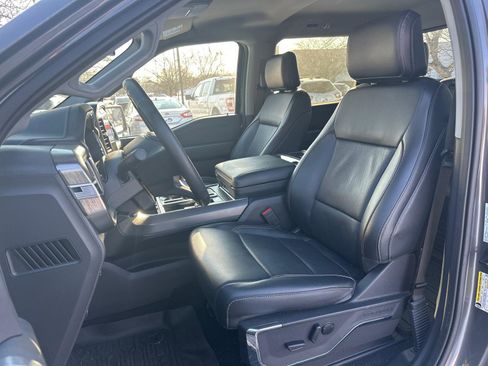 Used 2023 Ford F150 Lariat w/ FX4 Off-Road Package image 3