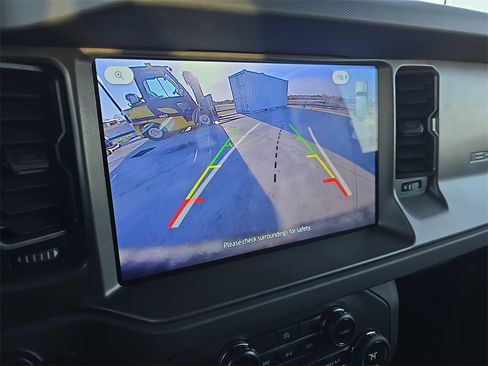 Used 2025 Ford Bronco Big Bend image 22