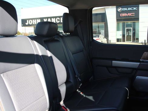 New 2026 Ford F350 Lariat image 16