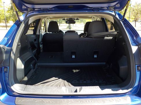 Used 2024 Subaru Crosstrek 2.0i Premium image 9