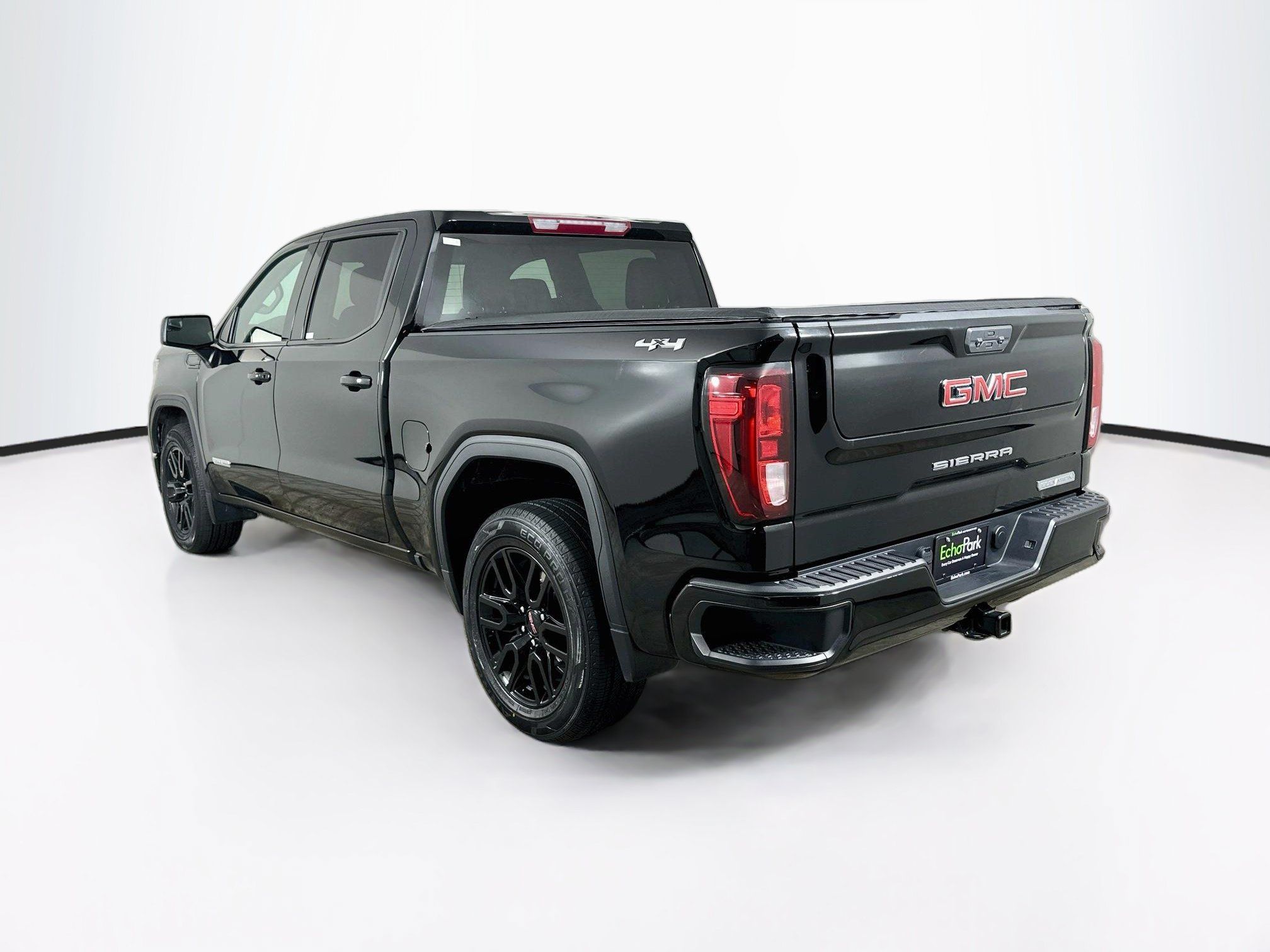 Used 2024 GMC Sierra 1500 Elevation AWD/4WD image 5