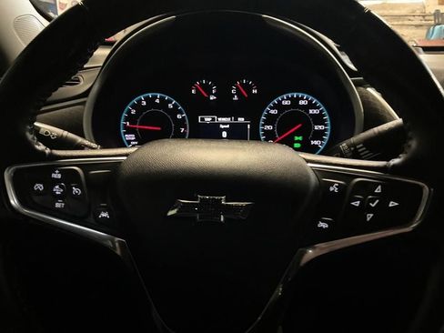 Used 2021 Chevrolet Malibu RS FWD image 23