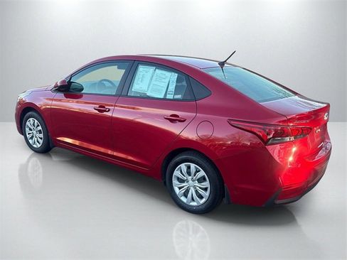 Used 2022 Hyundai Accent SE image 5