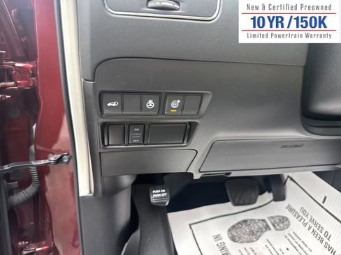 Used 2024 Nissan Armada Platinum w/ Captain's Chairs Package image 18