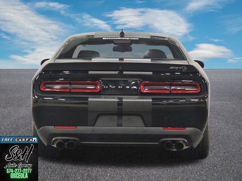 Used 2016 Dodge Challenger SRT Hellcat image 19
