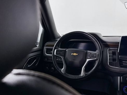 Used 2023 Chevrolet Tahoe Premier AWD/4WD image 11