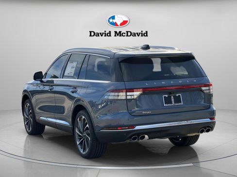 New 2026 Lincoln Aviator Reserve image 7