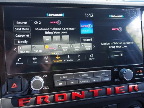 Used 2025 Nissan Frontier PRO-4X w/ Pro Convenience Package AWD/4WD image 26